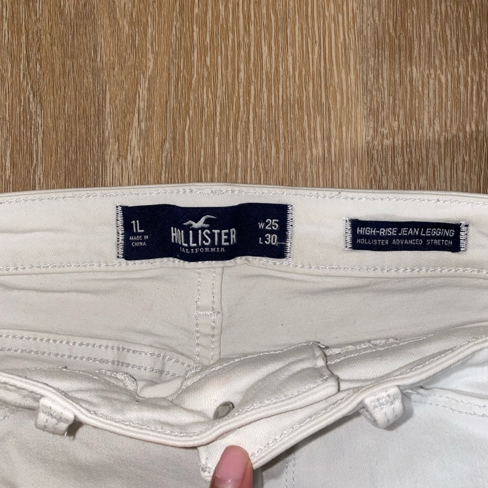 Jeans - Picture 2 of 4